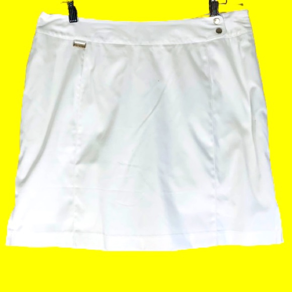 BETTE & COURT white tennis skirt
